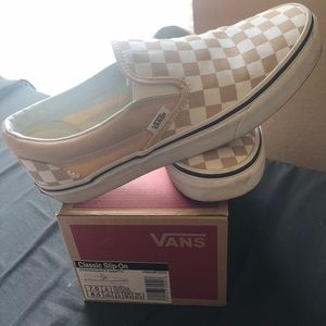 TAN CHECKERED VANS